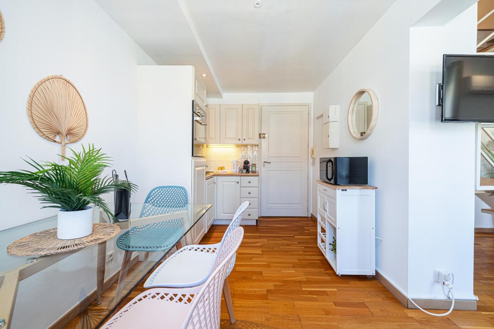 Massena Street - 1 Bdr Duplex With Ac & Parking Leilighet Nice Eksteriør bilde